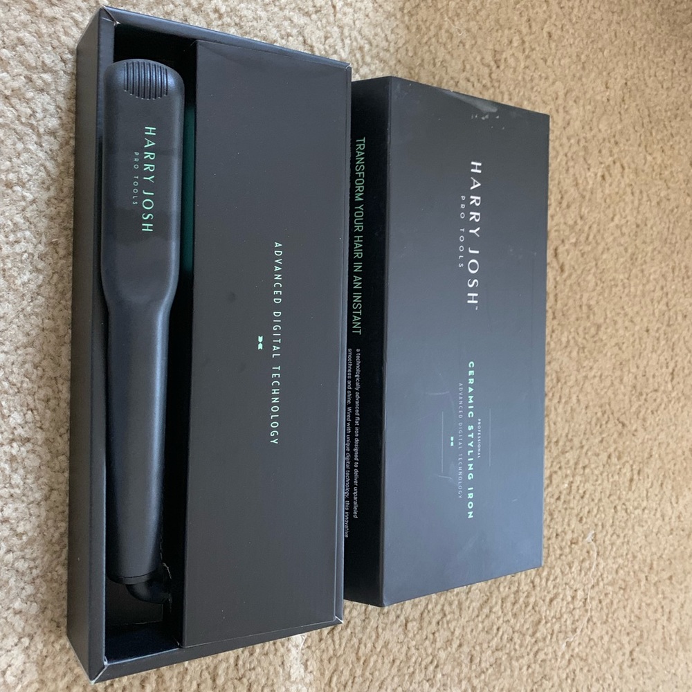 Harry Josh Pro Tools - Ceramic Styling Iron